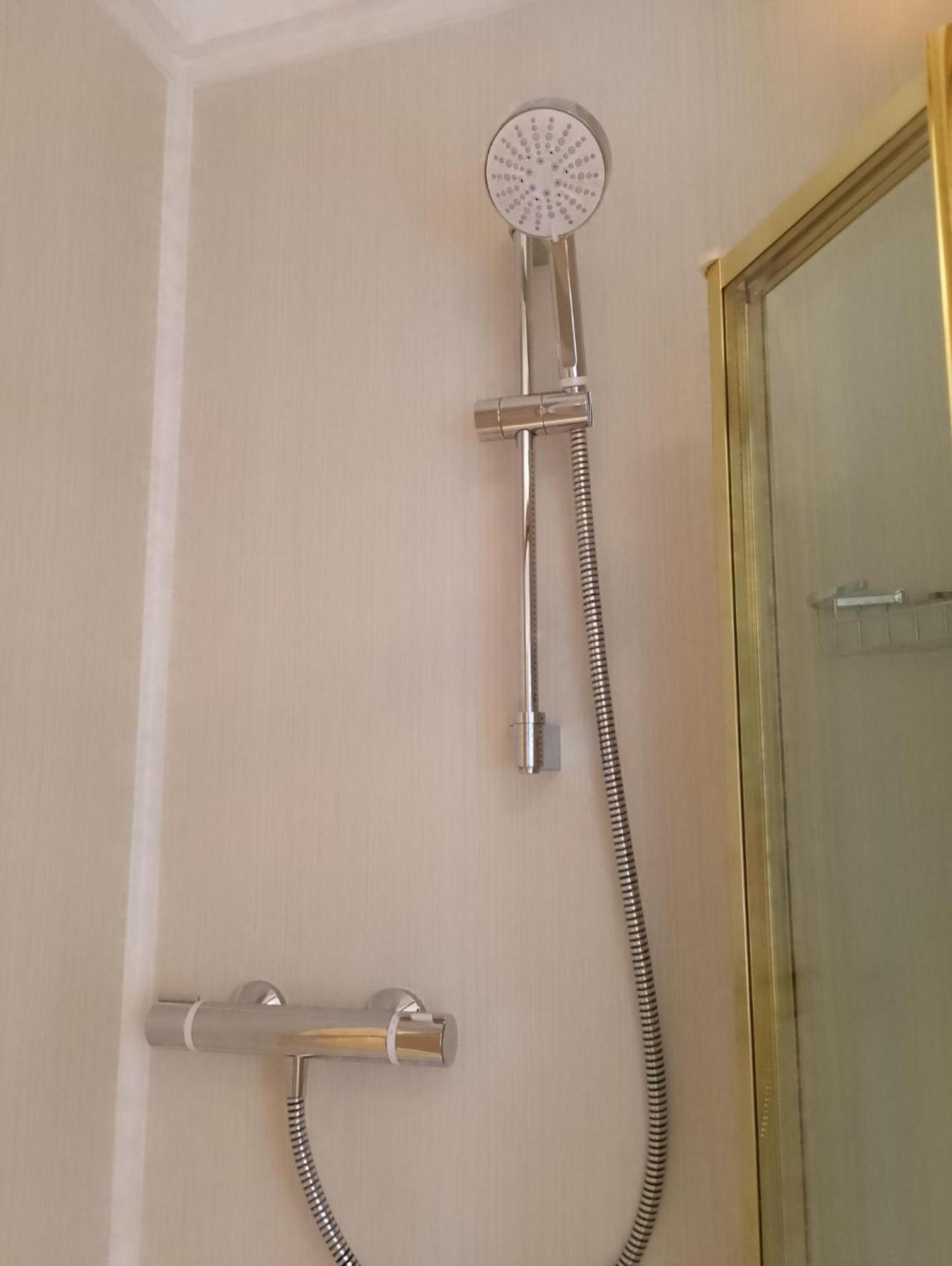 スピーン・ブリッジ Smiddy House Bed & Breakfast エクステリア 写真