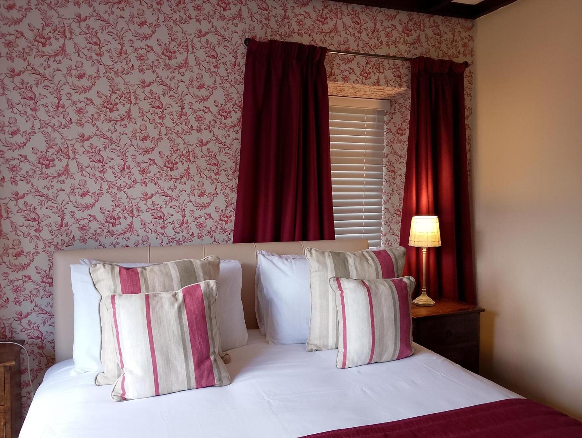 スピーン・ブリッジ Smiddy House Bed & Breakfast エクステリア 写真
