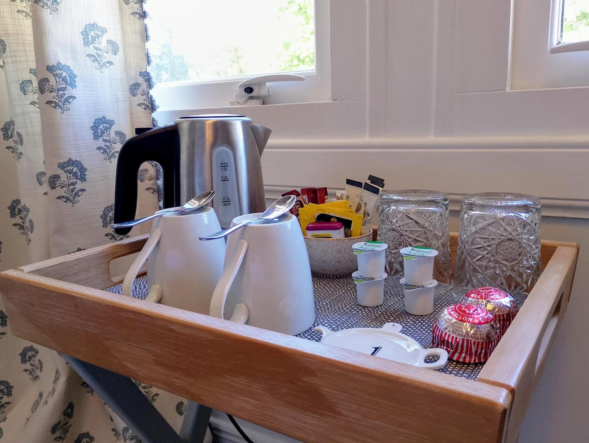 スピーン・ブリッジ Smiddy House Bed & Breakfast エクステリア 写真
